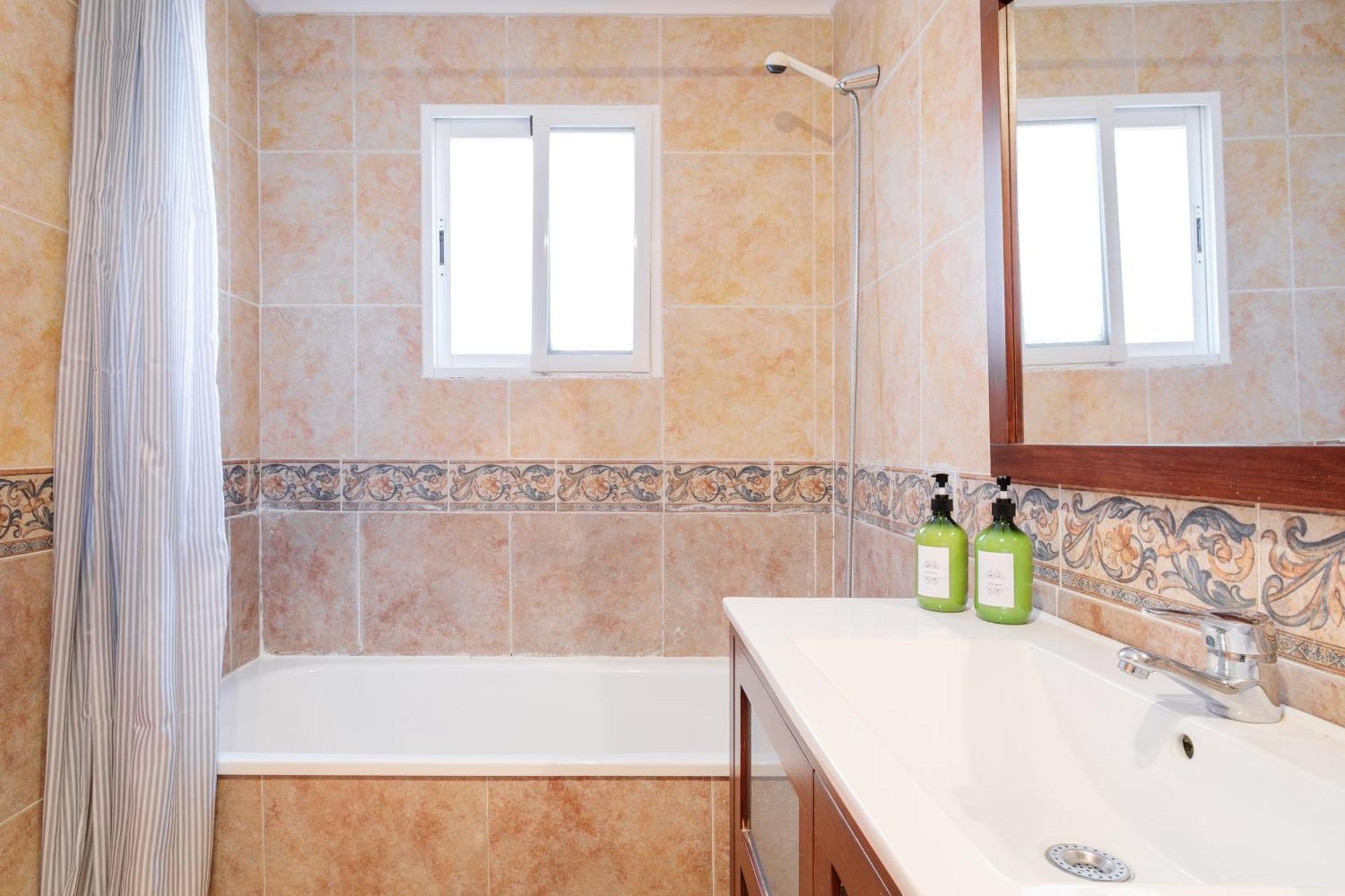 Montefaro Spacious Townhouse - Beach & Pool Santa Pola Exterior photo
